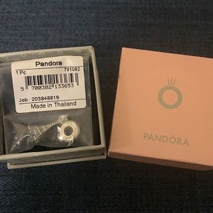 Pandora Charm Eiffel Tower Dangle 791082